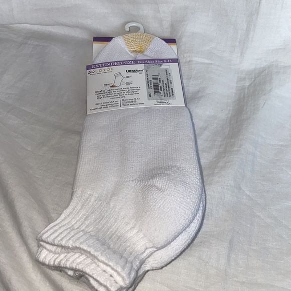 GOLDTOE® White Ultratec Quarter Socks-3 pack NEW! - Picture 4 of 5
